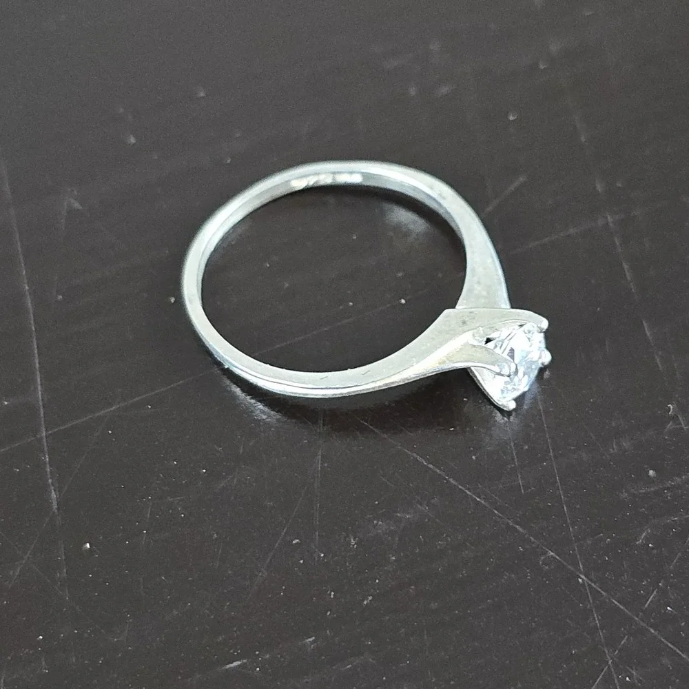Vintage Sterling Silver 925 CZ Solitaire Ring 6.5‎ Minimalist Engagement Ring